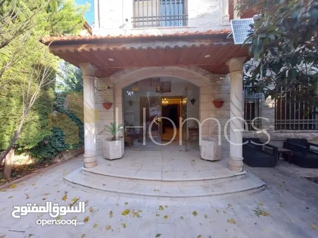 550 m2 4 Bedrooms Villa for Sale in Amman Khalda