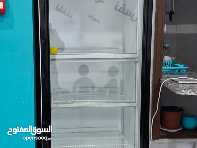 ثلاجة في حالة ممتازة للبيع