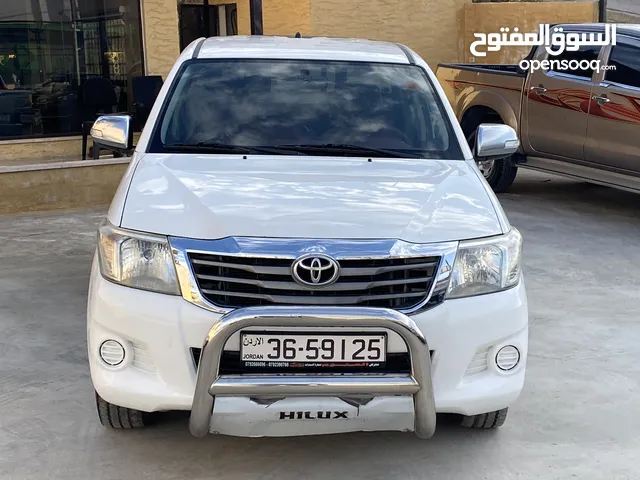 Toyota Hilux 2015 in Jerash