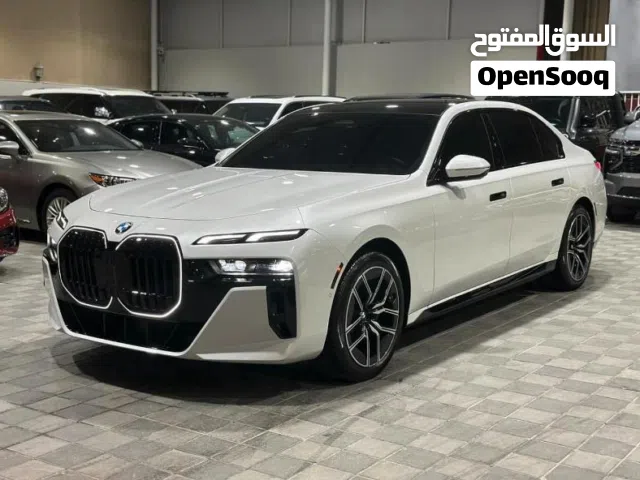 2025 BMW 7 Series 740i Sedan