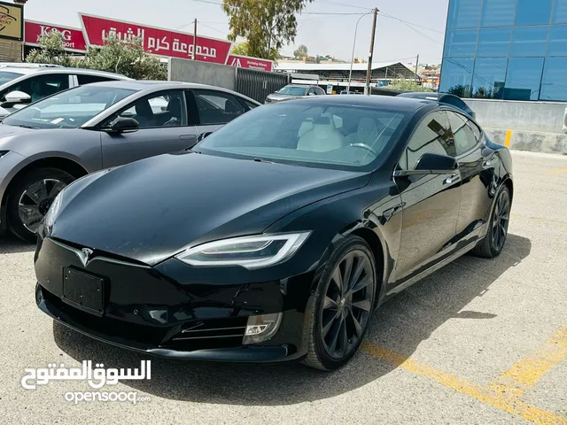 Tesla Model S 2020 in Zarqa