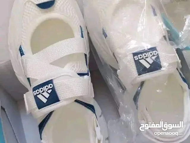 Gold Comfort Shoes in Dhofar