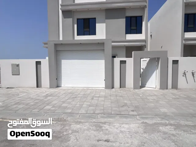 فيلا راقية للبيع بركاء الرميس