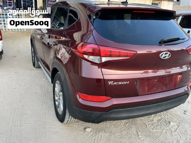 2017 هيونداي توسان Standard