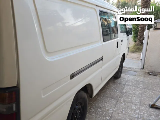 2004 ميتسوبيشي اخرى
