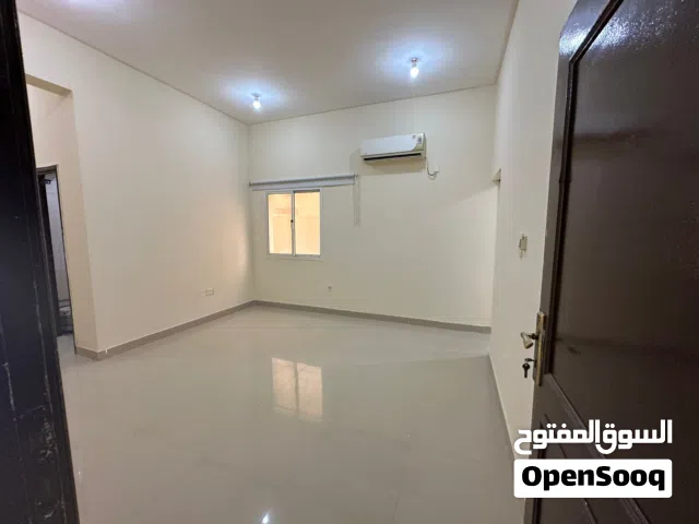 60 m2 1 Bedroom Apartments for Rent in Doha Al Gharrafa