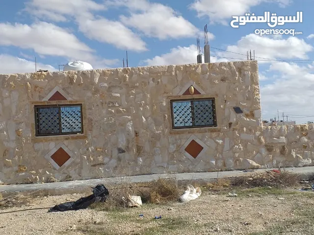 200 m2 3 Bedrooms Townhouse for Sale in Zarqa Qasr al-Hallabat Al-Sharqi