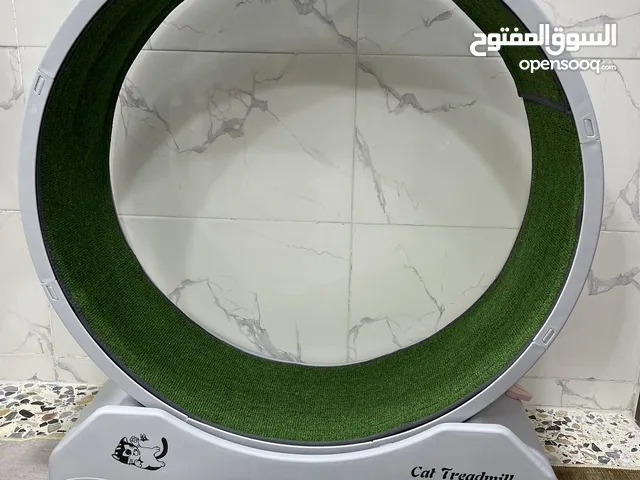عجلة جري للقطط والكلاب