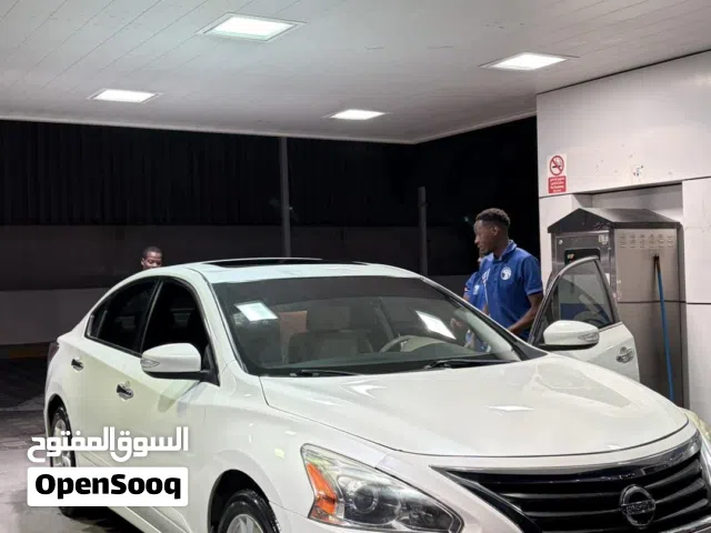 Nissan altima 2015 full option