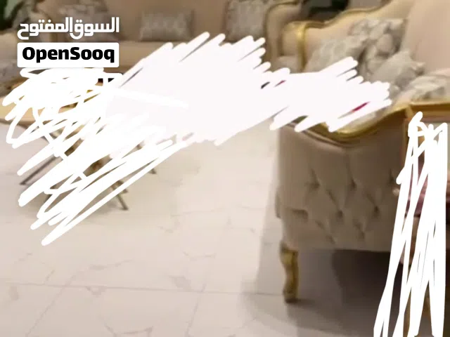 كنب كلاسيكي للبيع