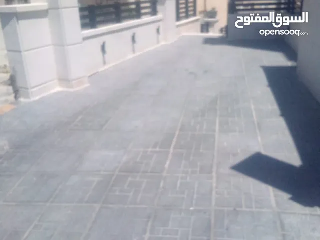 290 m2 3 Bedrooms Apartments for Sale in Amman Khalda