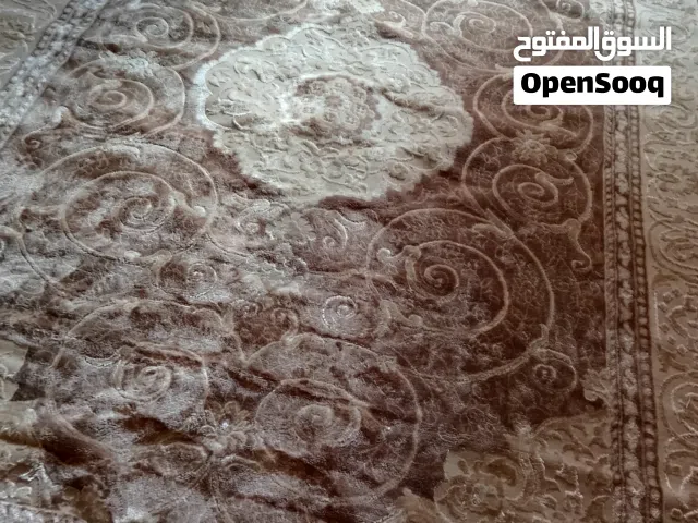 سجاد جديد غير مستعمل لبيع  سبب البيع مش نفس مقاس الدار