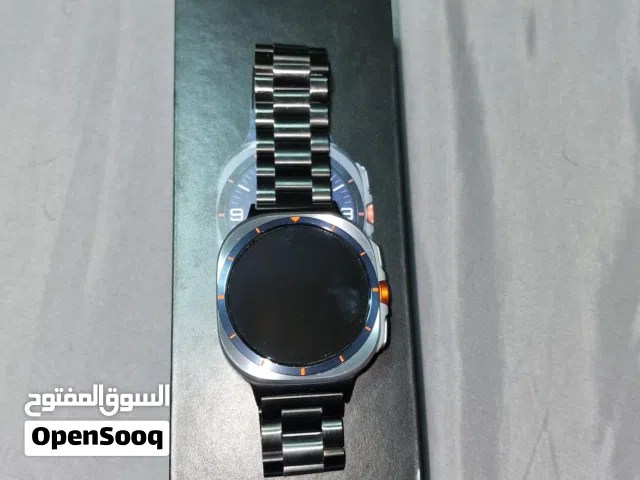 Galaxy Watch Ultra بحالة الوكالة (استخدام شهر واحد فقط)  لون ازرق للبيع بداعي التبديل