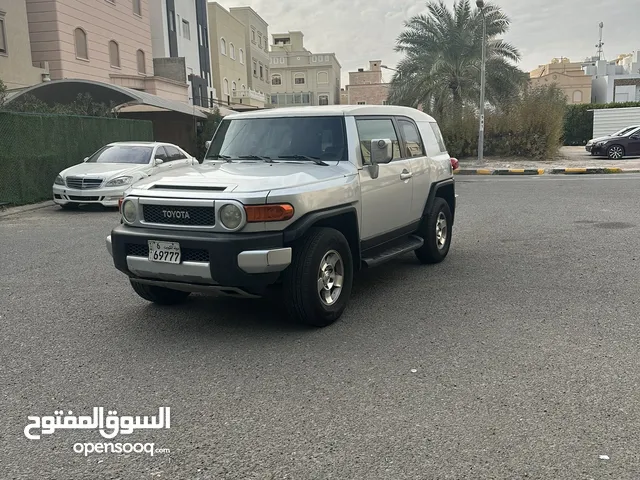 Used Toyota FJ in Kuwait City