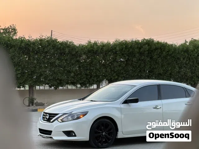Used Nissan Altima in Al Batinah