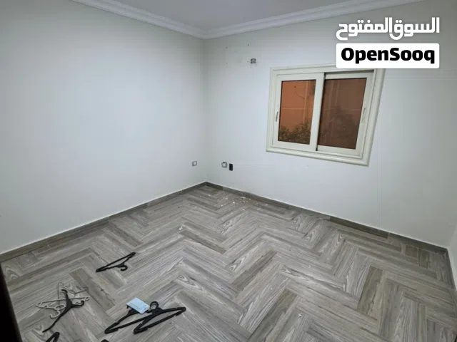 180 m2 3 Bedrooms Apartments for Rent in Giza Sheikh Zayed