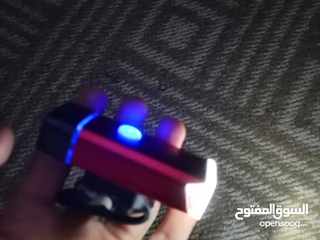 ضو ليزر مع شاحن بطارية