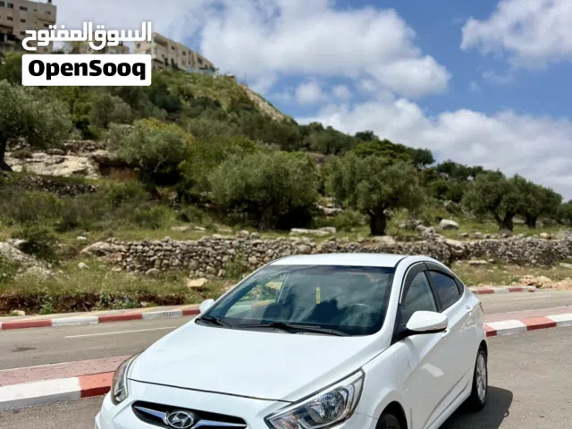2017 هيونداي اكسنت GLS