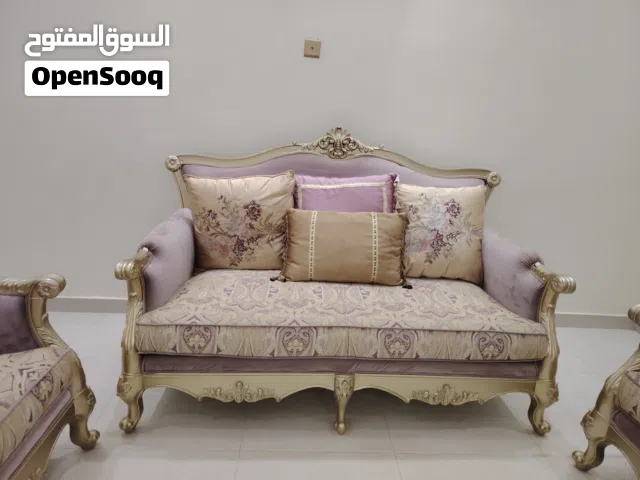 طقم كراسي للبيع بصورة مستعجلة