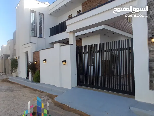 370 m2 More than 6 bedrooms Villa for Sale in Tripoli Ain Zara