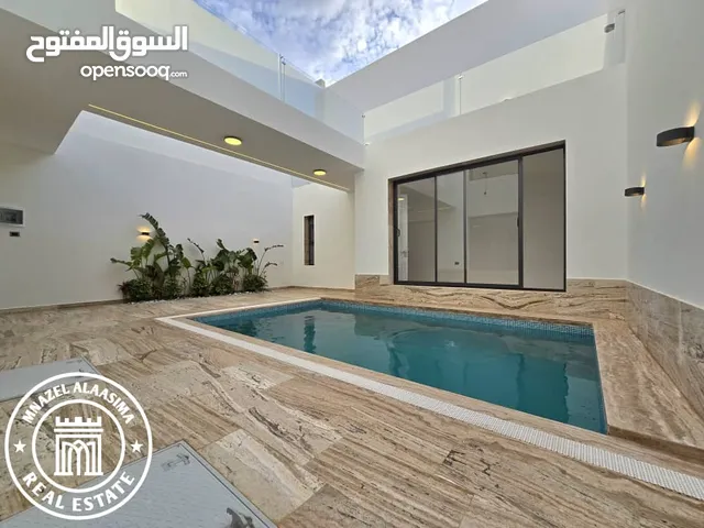 الله يـبـــــارك ( 327 ) فيـلا طابقيـن و ملحق تشطيـب VIP ٬ الســراج / طريـق المـواشـي داخل المخطط
