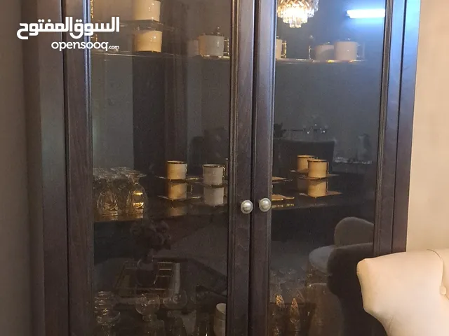 بوفيه خشب (فضية)