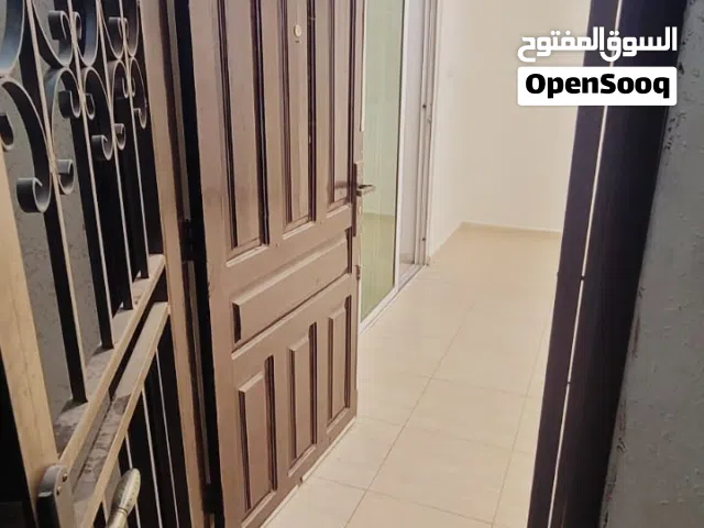 العقبة:شقة للبيع في الثالثة طابق ثالث بدون مصعد