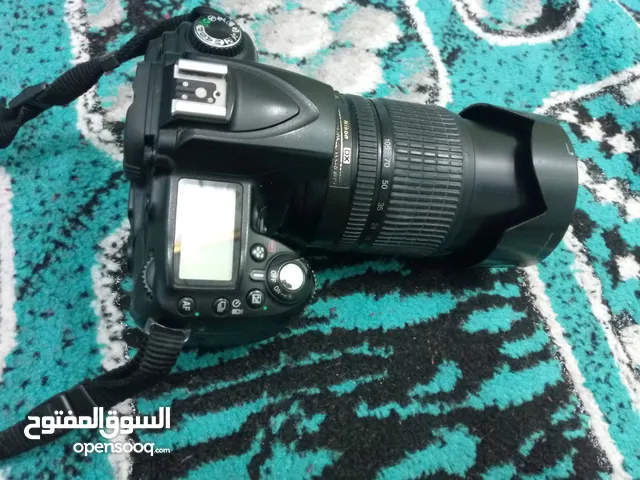 كامره D90   للبيع بسعر 125 وبيها مجال