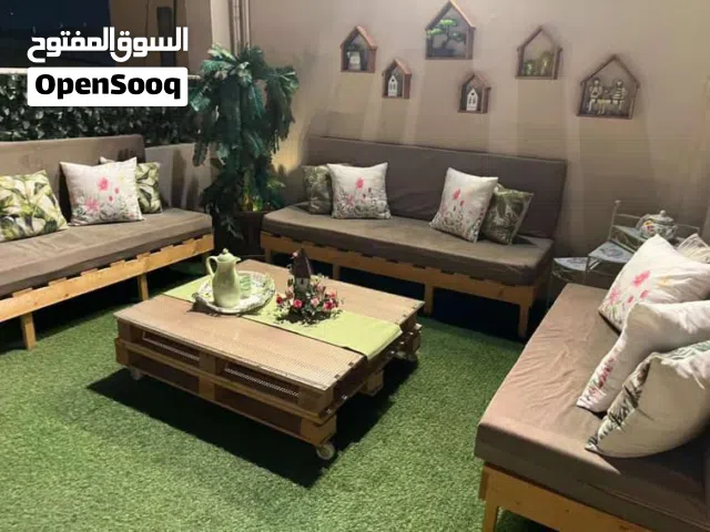 طقم خارجي مع طاوله
