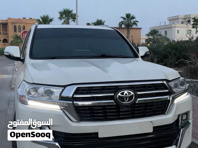 2011 Toyota Land Cruiser GXR