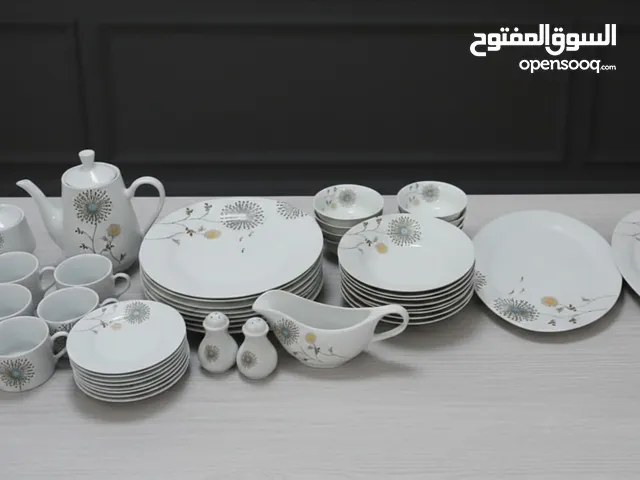 Chini dinner set total 47 pieces smae new 18 BD pickup juffair