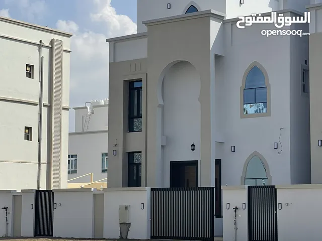 301 m2 More than 6 bedrooms Villa for Sale in Muscat Al Maabilah