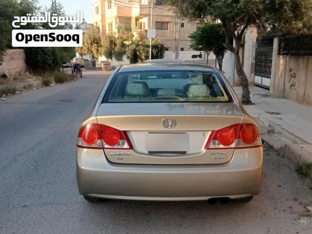 2006 هوندا سيفيك Standard