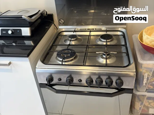 Indesit 4 burner gas cooker