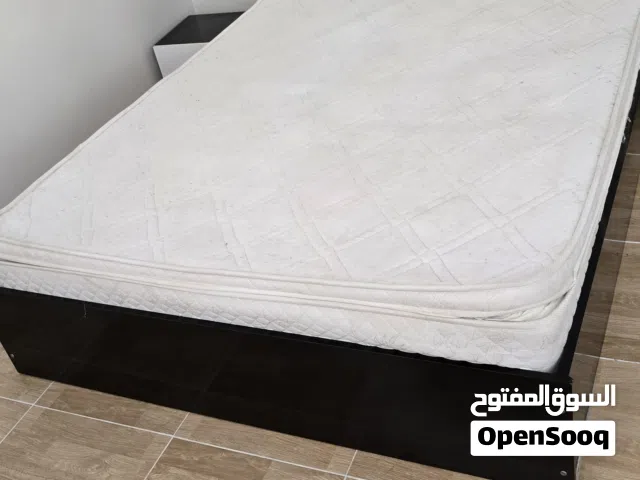 Modern Black & White Bedroom Set (Bed, Mattress, Dresser & 2 Nightstands)