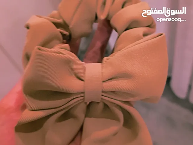 "ربطة شعر أنيقة