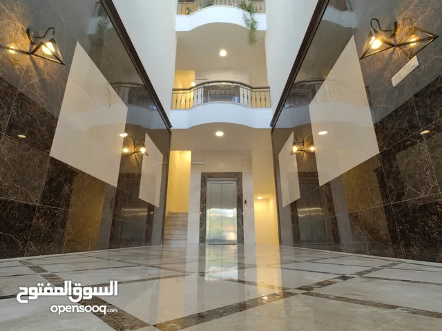 255m2 4 Bedrooms Apartments for Sale in Amman Jubaiha