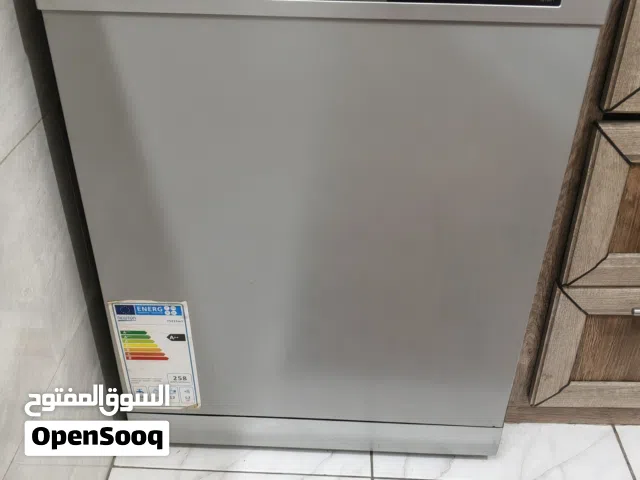 جلاية نيوتن مستعملة