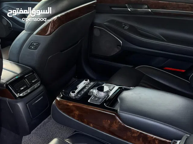 2019 جينيسيس G90