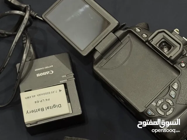 كاميرة كانون 700D