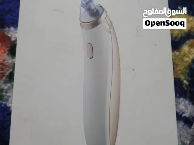 جهاز تنظيف البشره والرؤؤس السوداء من الوجه