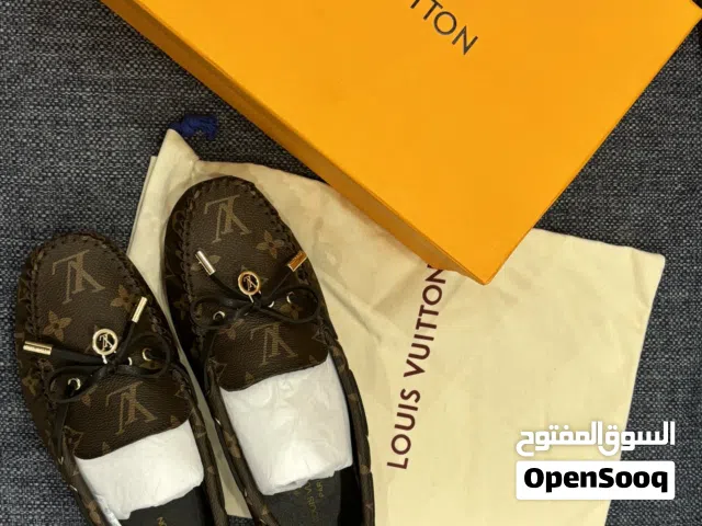 Other Comfort Shoes in Farwaniya