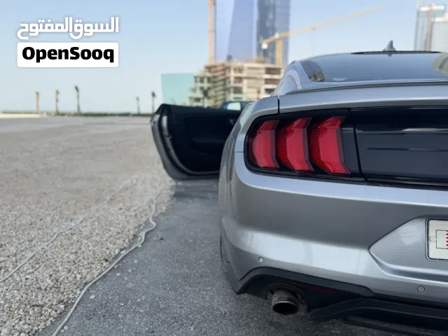 Mustang Ecoboost Premium/2021/60K /Lady Driven/Well Maintained/Sports car/American Specs