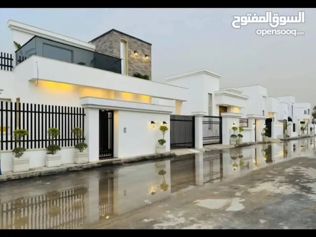 220 m2 4 Bedrooms Villa for Rent in Tripoli Ain Zara