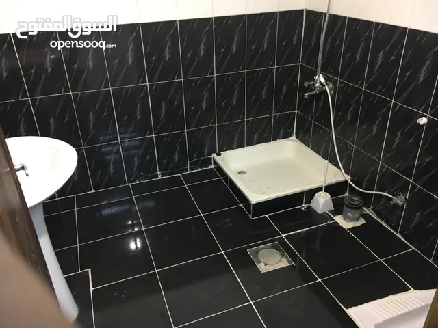140m2 3 Bedrooms Apartments for Rent in Mafraq Other