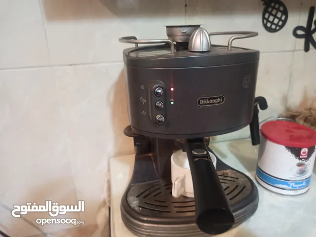 ماكينة اسبرسو ديلونجى جيدة جداً