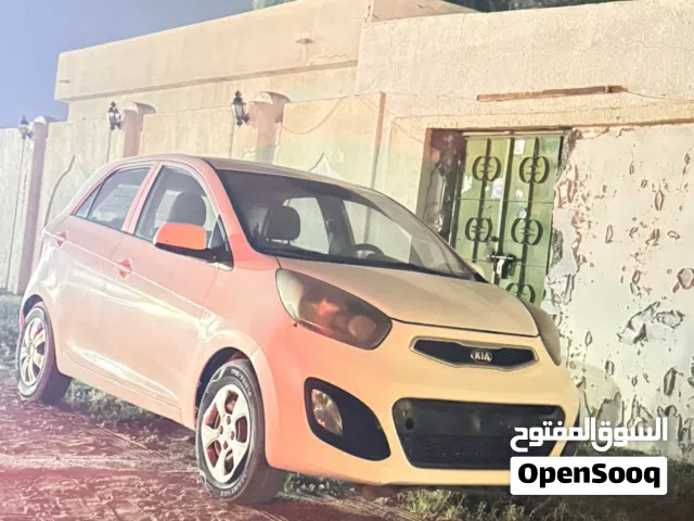 Used Kia Picanto in Um Al Quwain