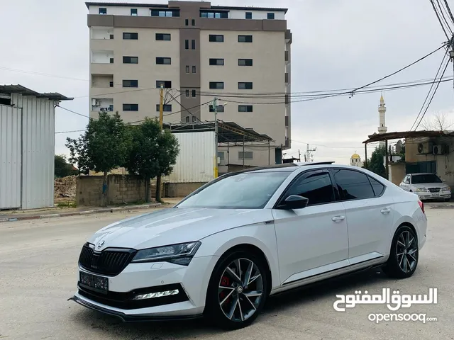 سكودا سوبيرب سبورت لاين 4*4