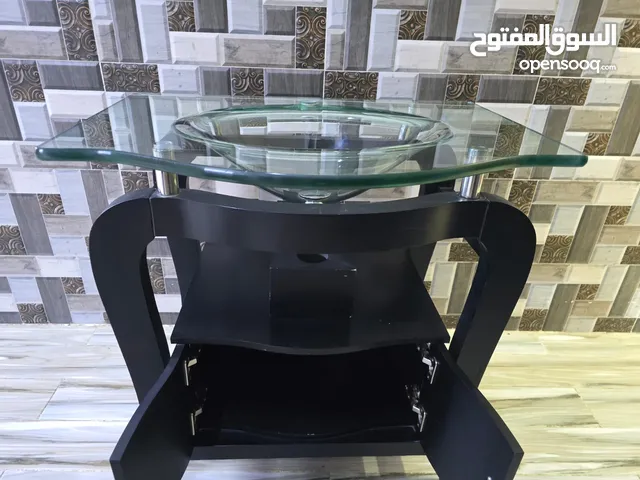مغاسل في حالة ممتازة وبسعر ممتاز تستطيع التخزين فيه و مفيد جدا للمجالس و المزارع
