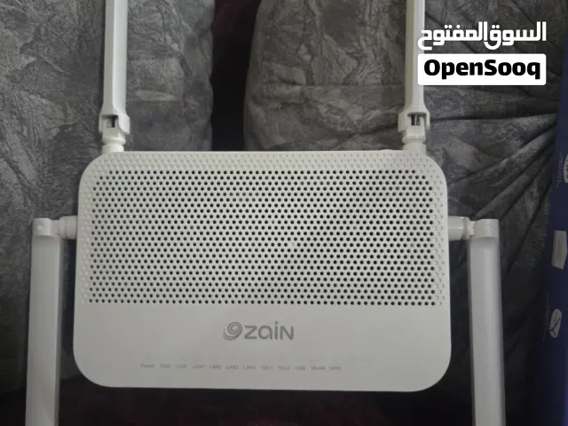 راوتر موسع إشارة نوع هواوي بشتغل على جميع الشبكات 6 WiFi للبيع